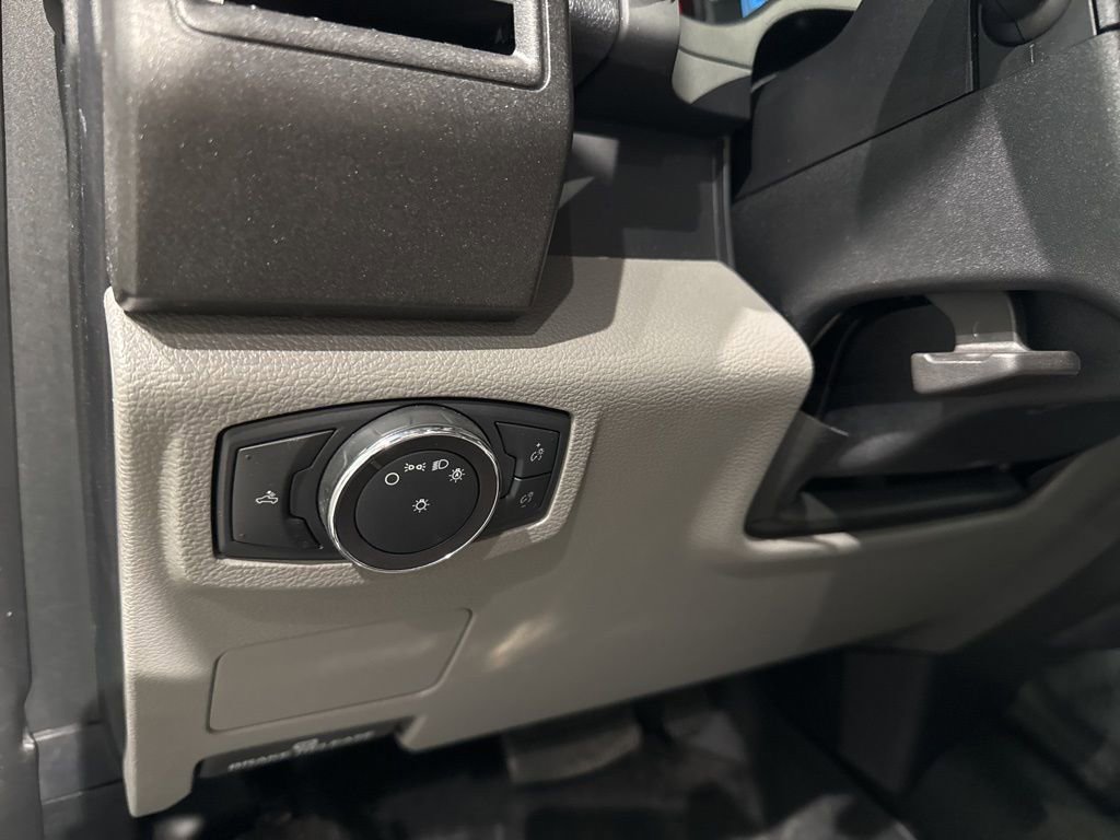 Used 2019 Ford F350 XL w/ Power Equipment Group image 22