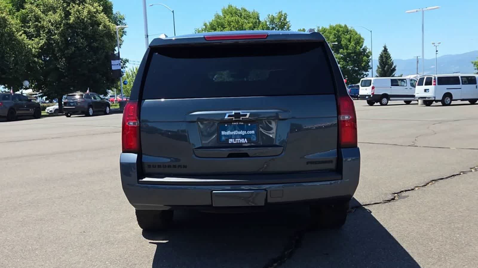 Used 2019 Chevrolet Suburban Premier AWD/4WD image 7