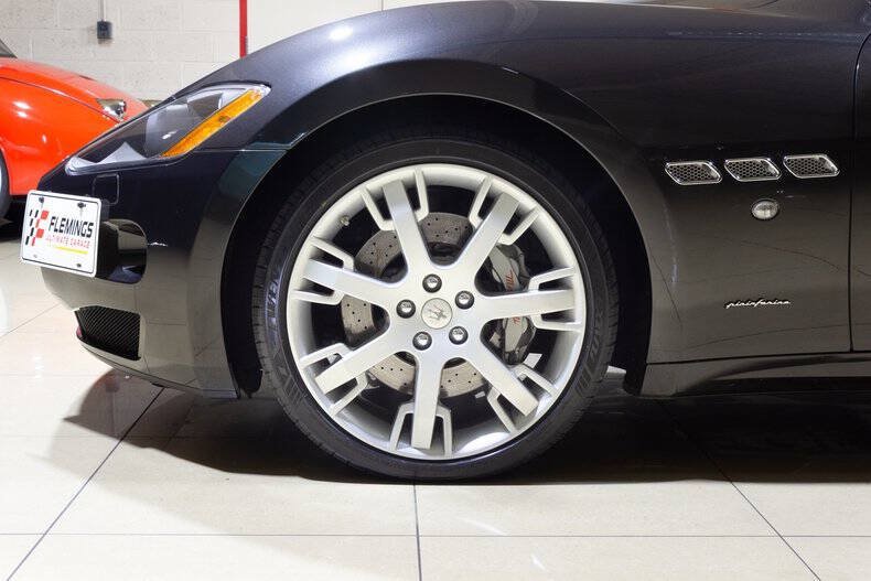 Used 2012 Maserati GranTurismo Convertible RWD image 10