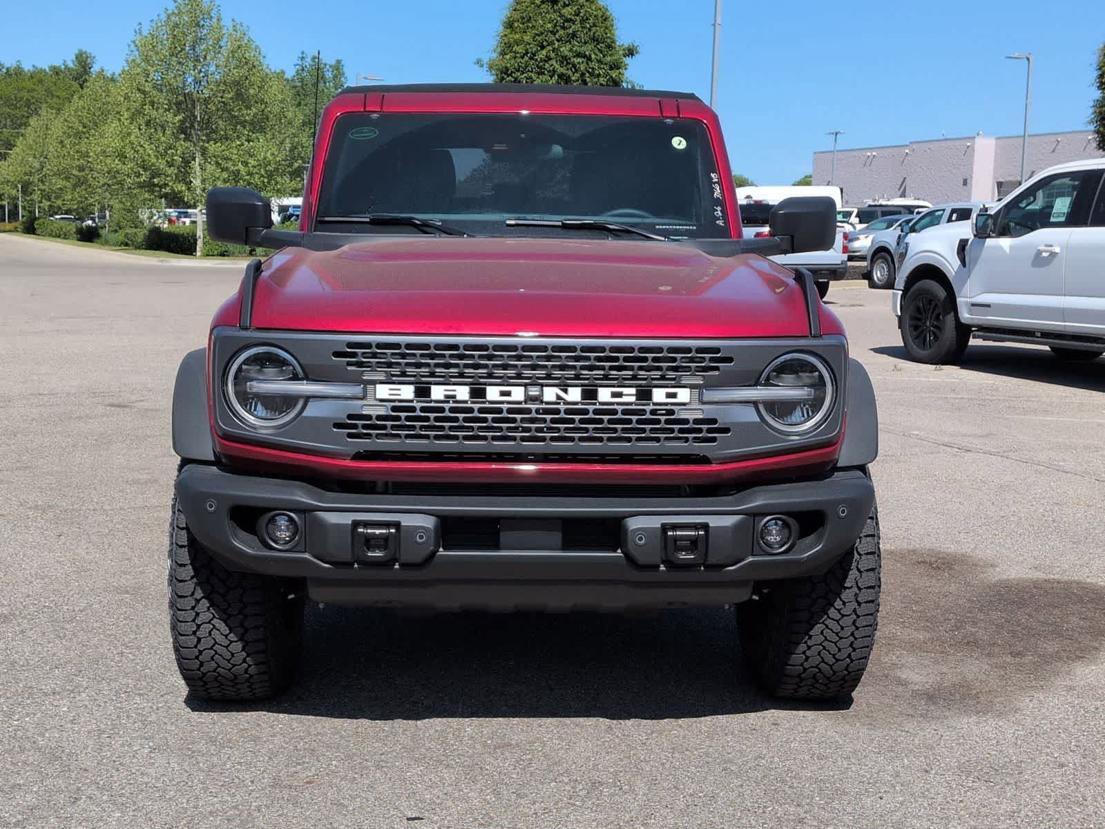 New 2026 Ford Bronco Badlands AWD/4WD image 3