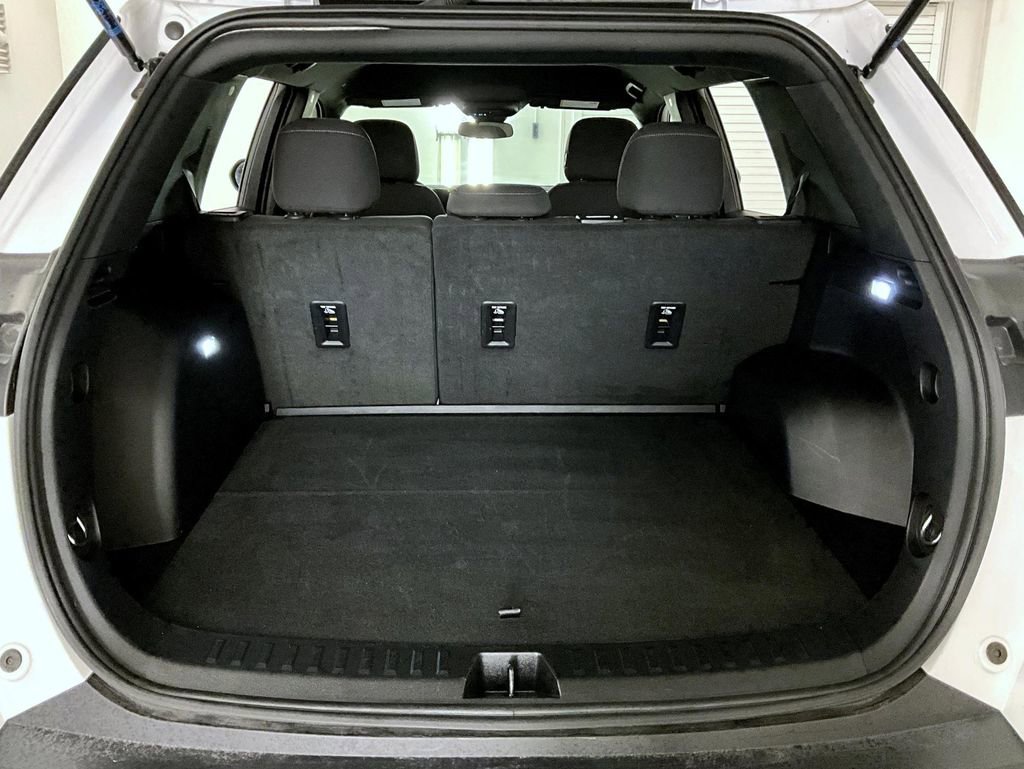 Certified 2025 Chevrolet Equinox LT image 21