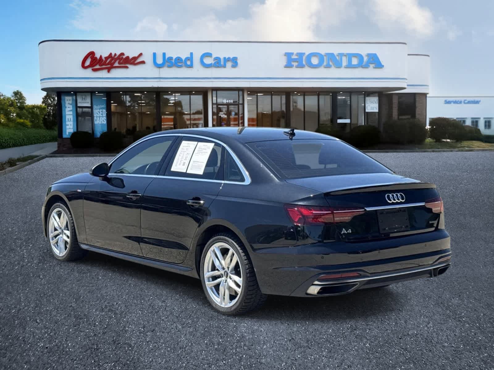 Used 2020 Audi A4 2.0T Premium Plus w/ Premium Plus Package AWD/4WD image 3