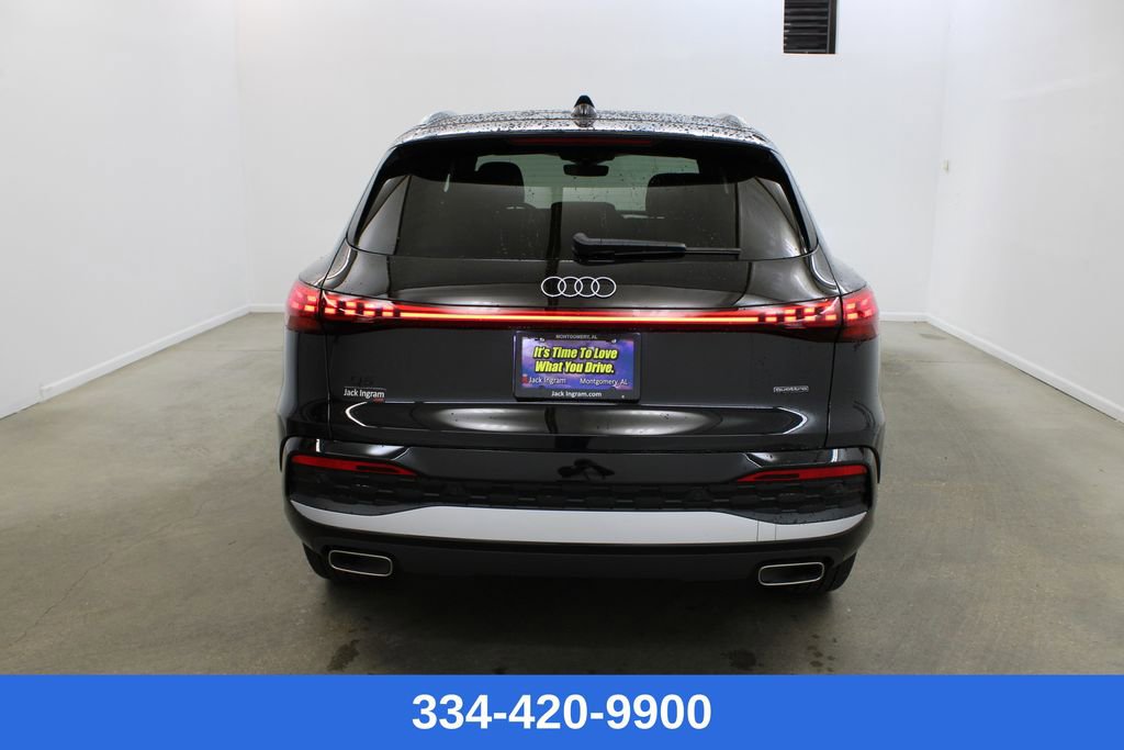 New 2025 Audi Q5 Premium image 3