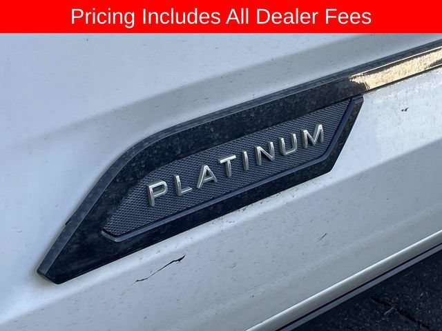 Used 2024 Toyota Sequoia Platinum AWD/4WD image 4