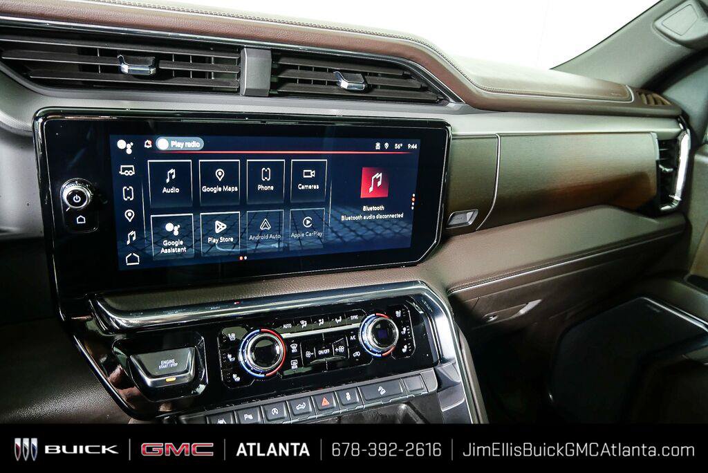 Used 2025 GMC Sierra 1500 Denali w/ Technology Package AWD/4WD image 13
