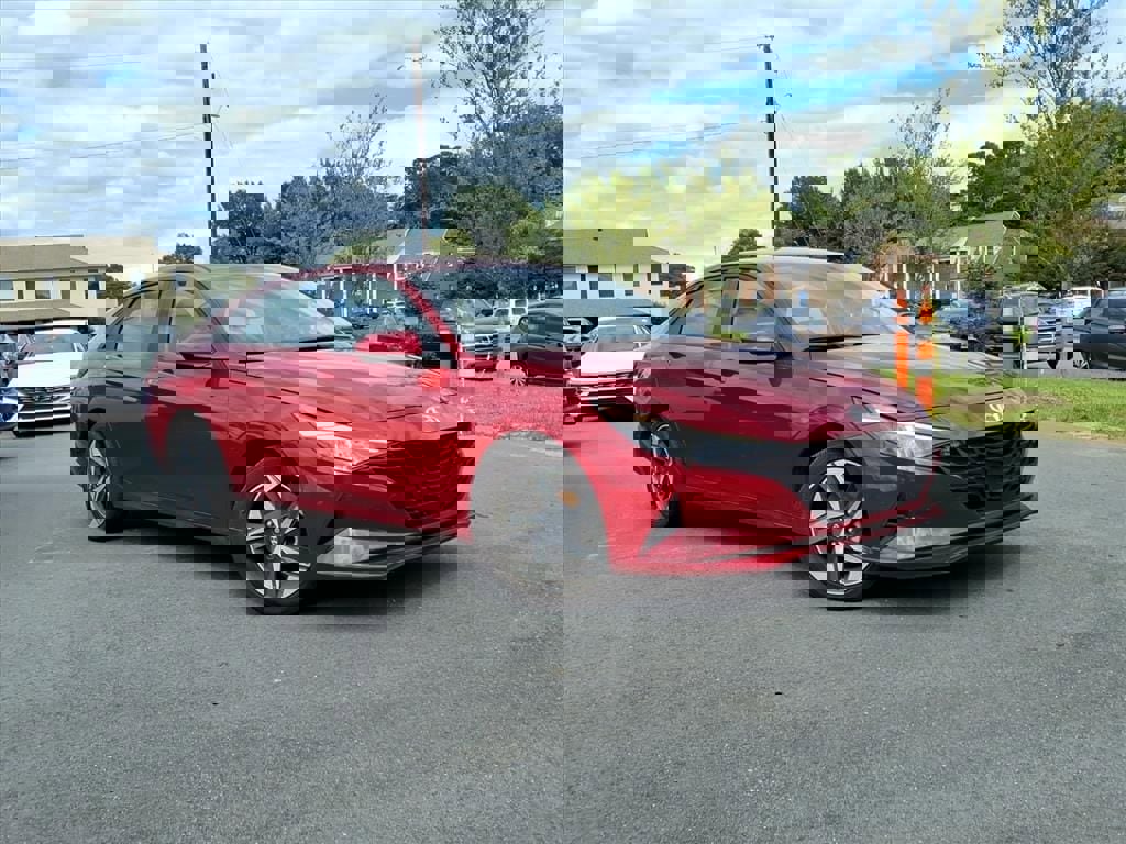 Used 2023 Hyundai Elantra SEL w/ Convenience Package