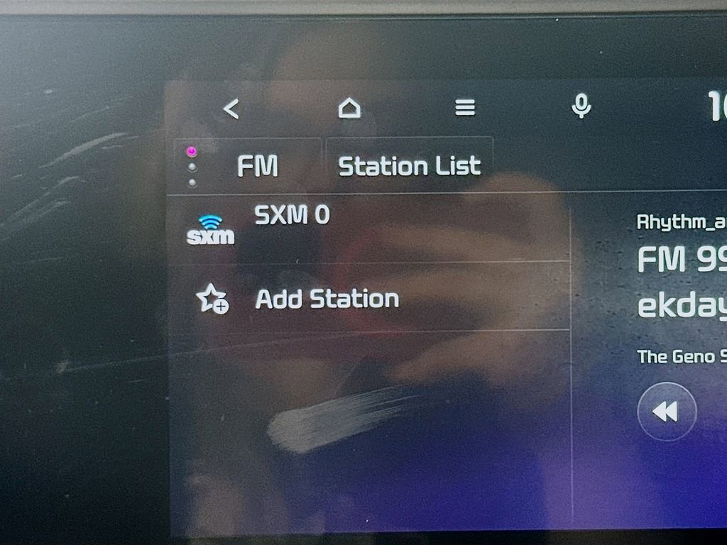 Used 2025 Kia Sportage EX w/ Premium Package image 28