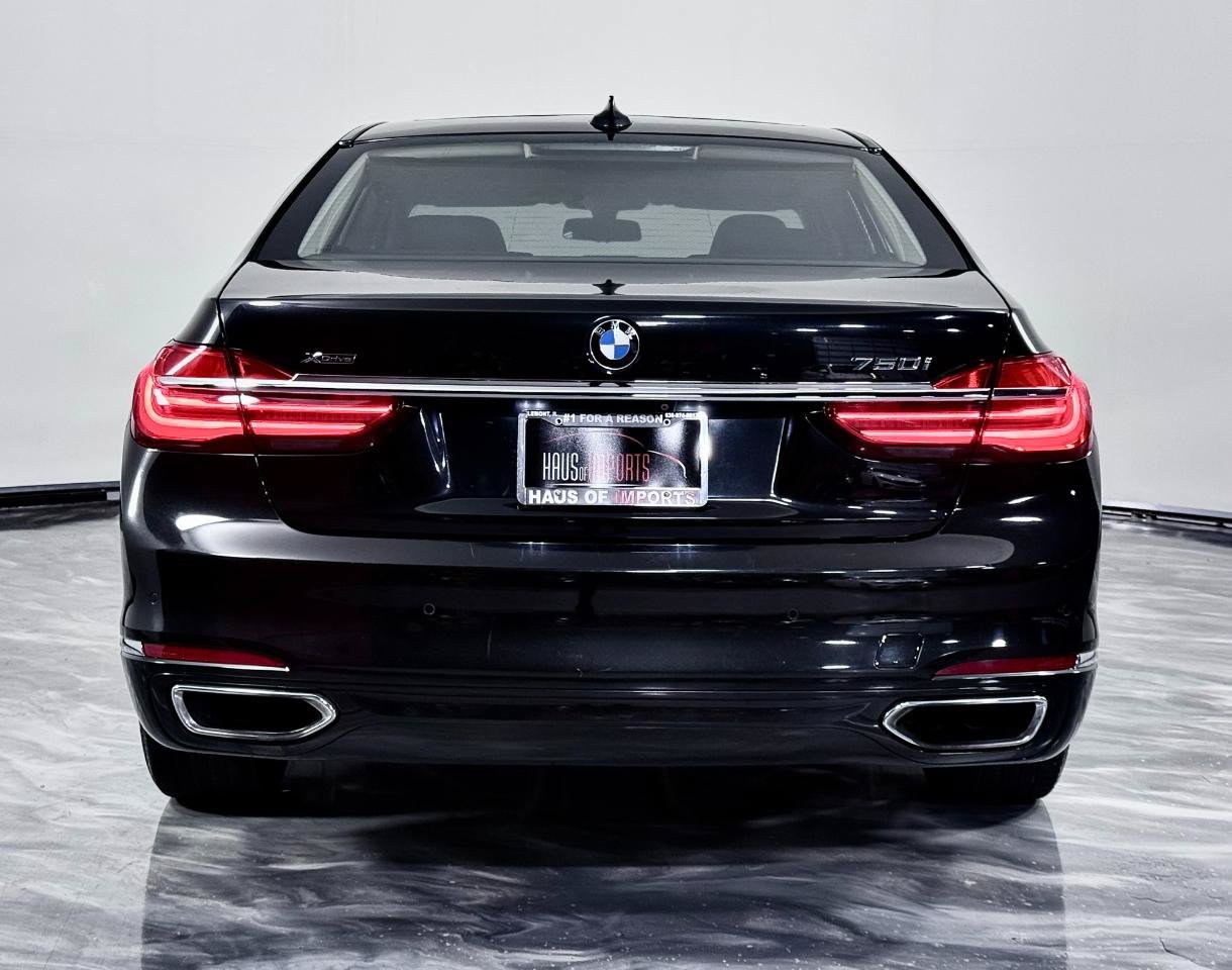 Used 2018 BMW 750i xDrive AWD/4WD image 8