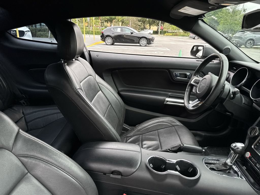 Used 2016 Ford Mustang GT w/ Black Accent Package RWD image 15