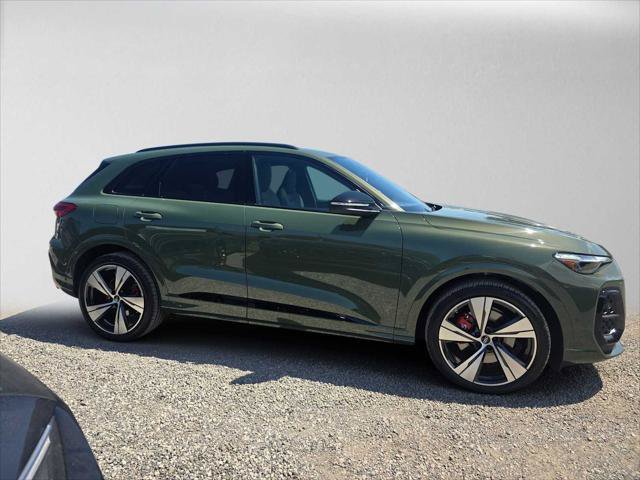 New 2026 Audi SQ5 Premium Plus AWD/4WD image 2