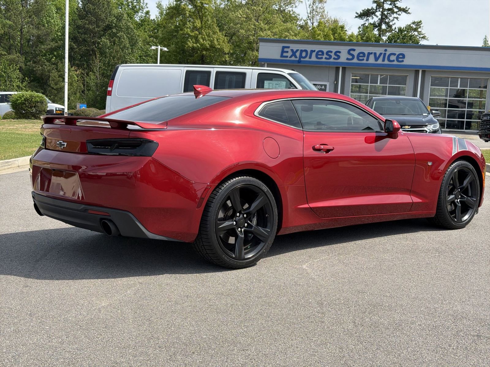 Used 2017 Chevrolet Camaro SS RWD image 9
