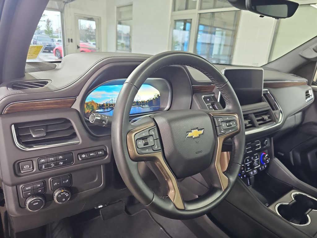 Used 2023 Chevrolet Tahoe High Country AWD/4WD image 22