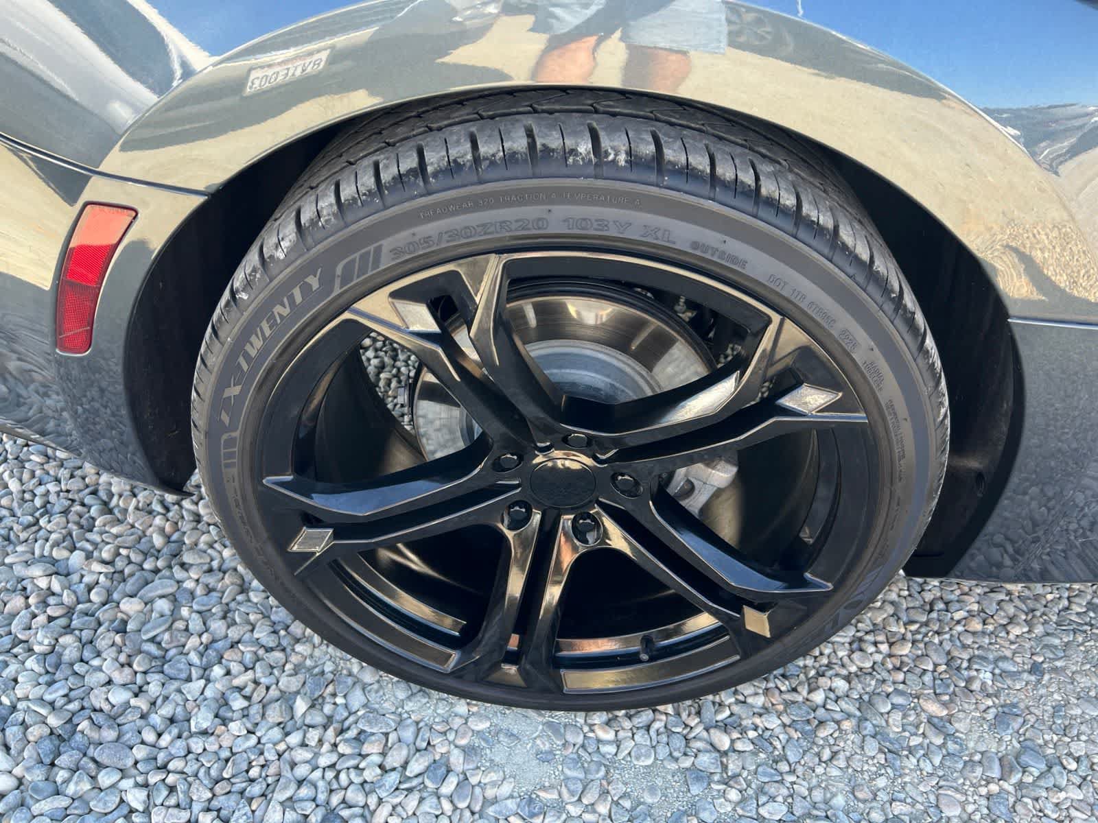 Used 2021 Chevrolet Camaro LT RWD image 12