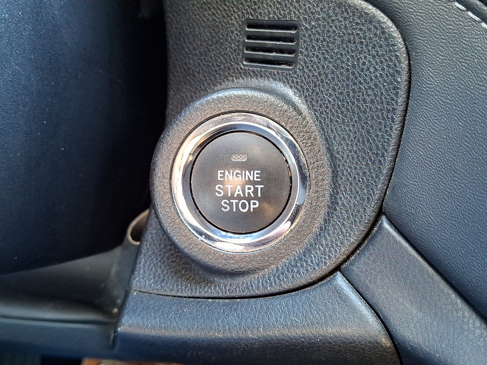 Used 2020 Subaru Outback Premium AWD/4WD image 24