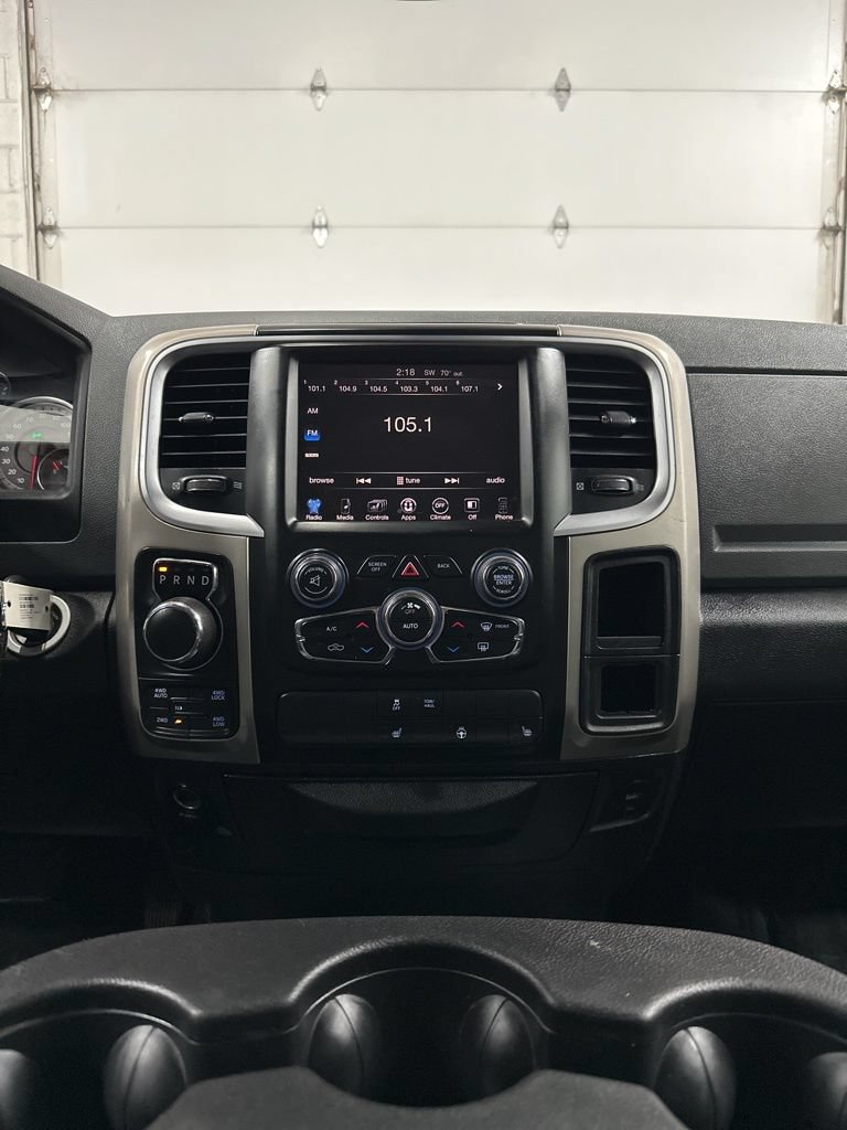Used 2015 RAM 1500 SLT AWD/4WD image 24