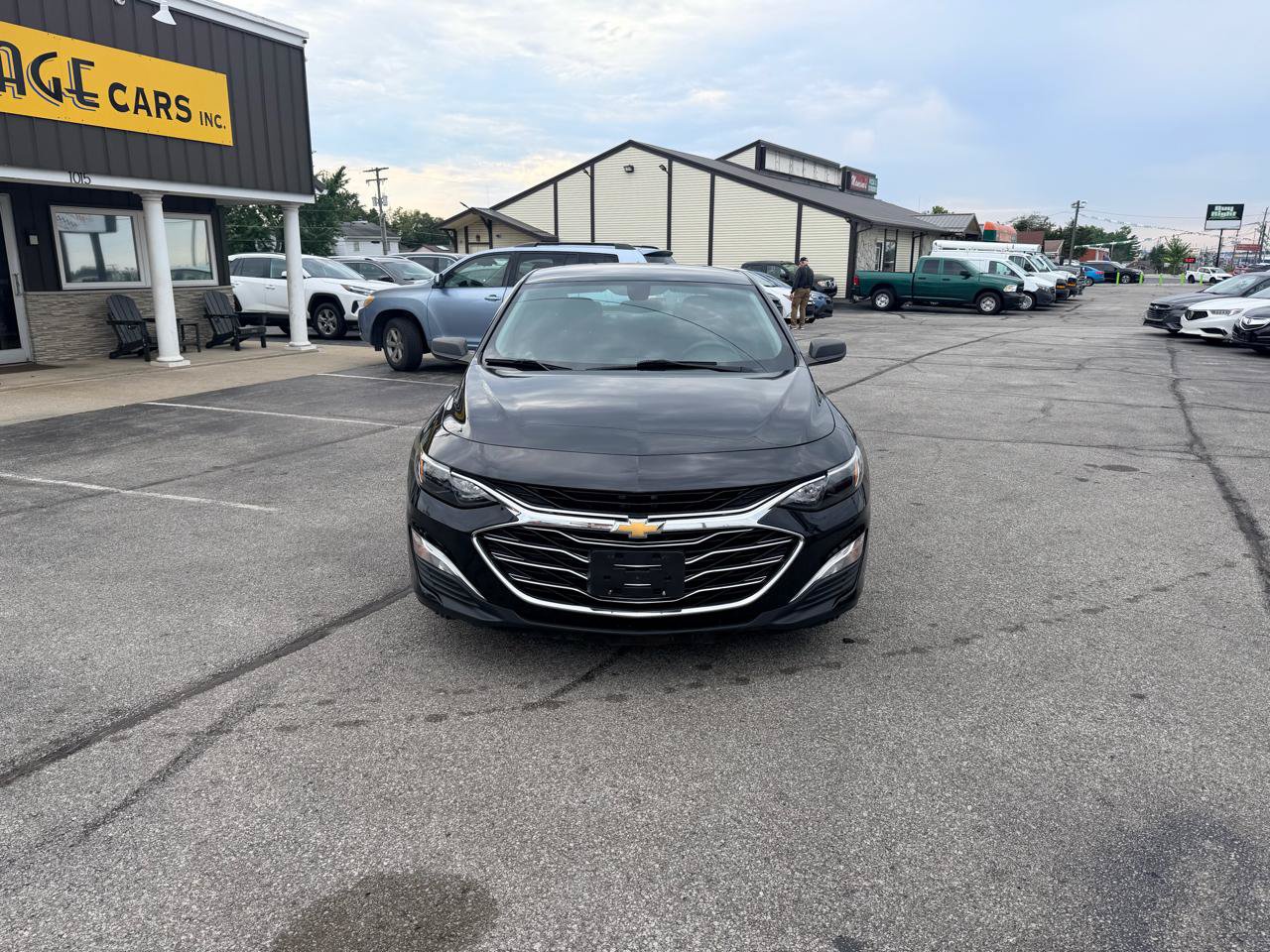 Used 2020 Chevrolet Malibu LS FWD image 3