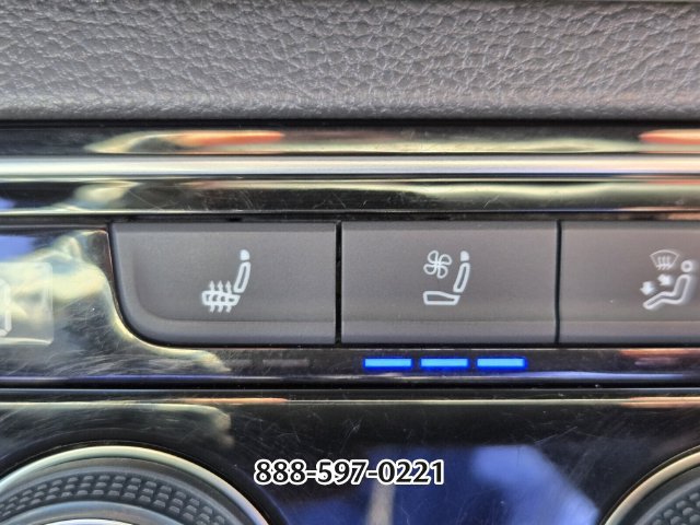 Used 2021 Volkswagen Atlas Cross Sport SEL Premium R-Line AWD/4WD image 25