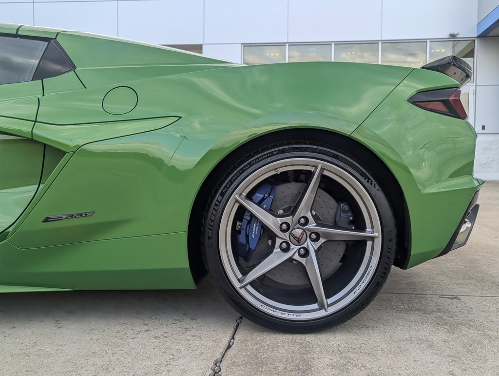 New 2026 Chevrolet Corvette E-Ray image 21