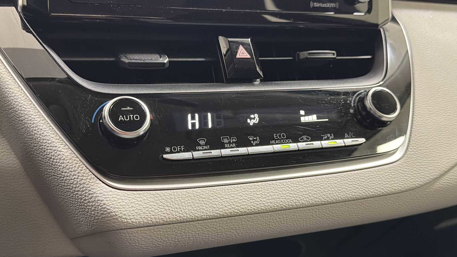 Certified 2021 Toyota Corolla LE FWD image 20
