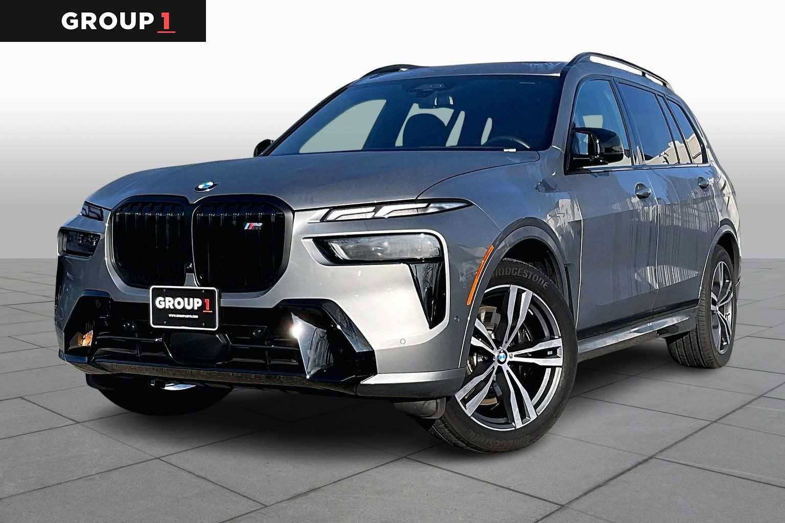 Used 2025 BMW X7 M60i image 1