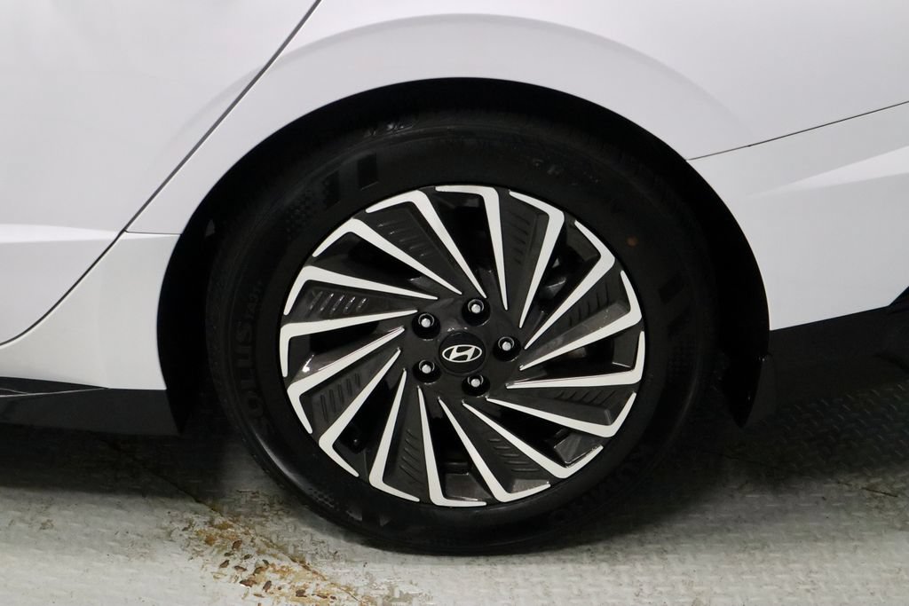 Used 2025 Hyundai Sonata SEL FWD image 20