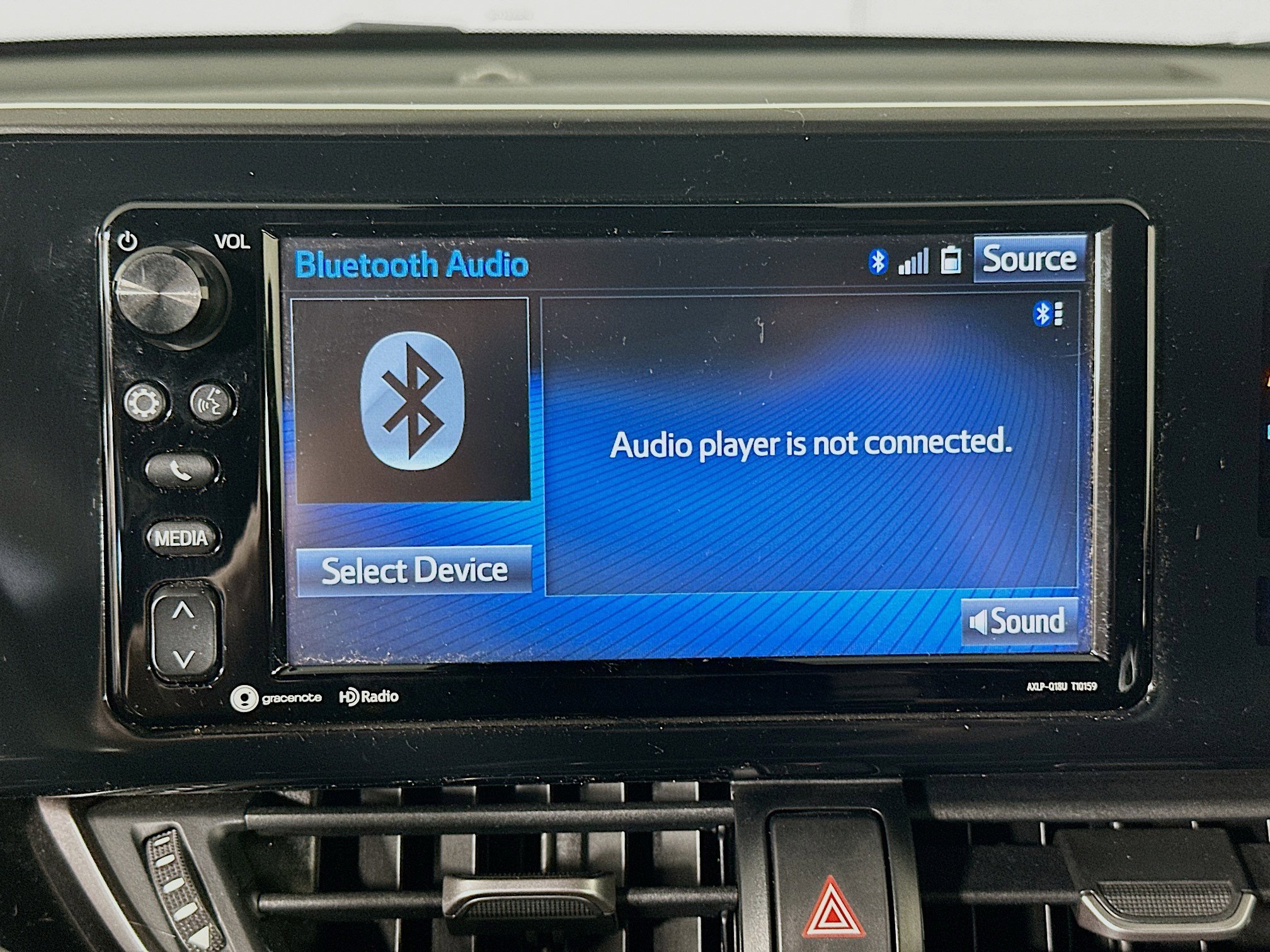 Used 2018 Toyota C-HR XLE FWD image 21