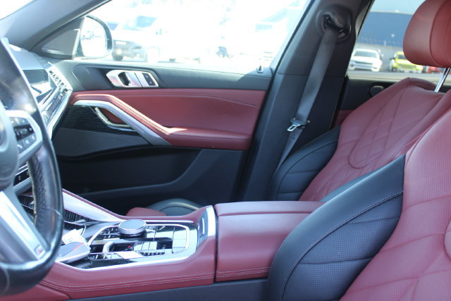 Used 2024 BMW X6 xDrive40i w/ M Sport Professional Package AWD/4WD image 35