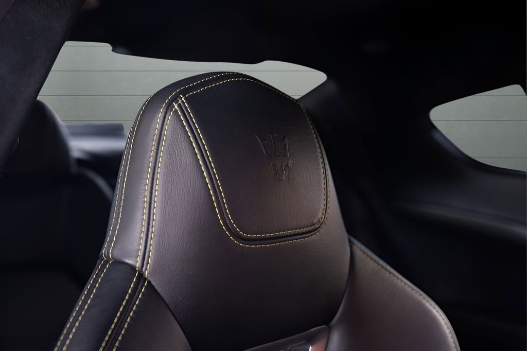 Used 2015 Maserati GranTurismo Sport RWD image 66