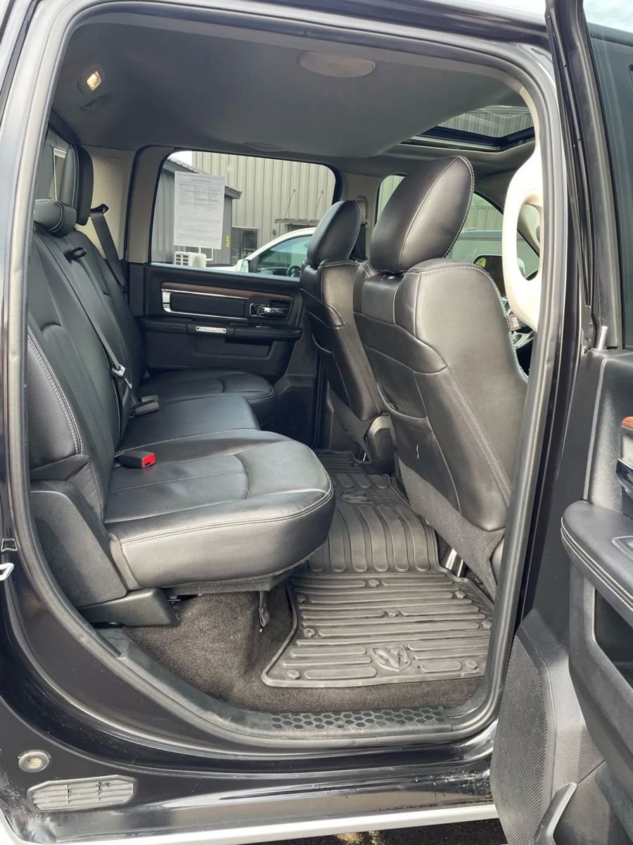 Used 2018 RAM 1500 Laramie image 11