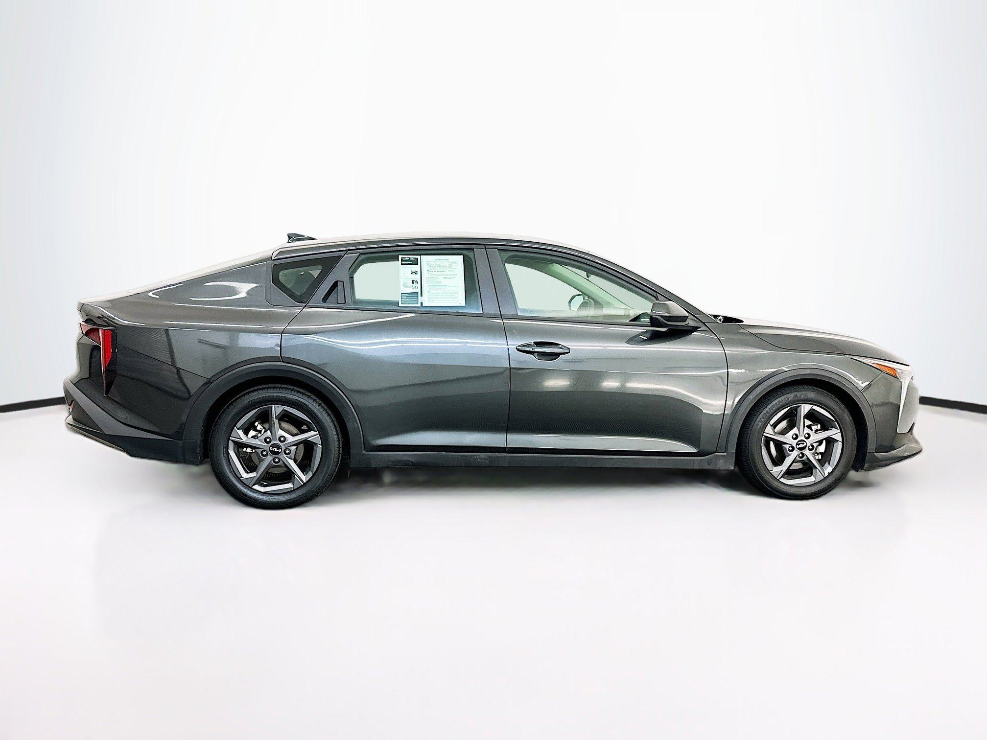 Used 2025 Kia K4 FWD image 10