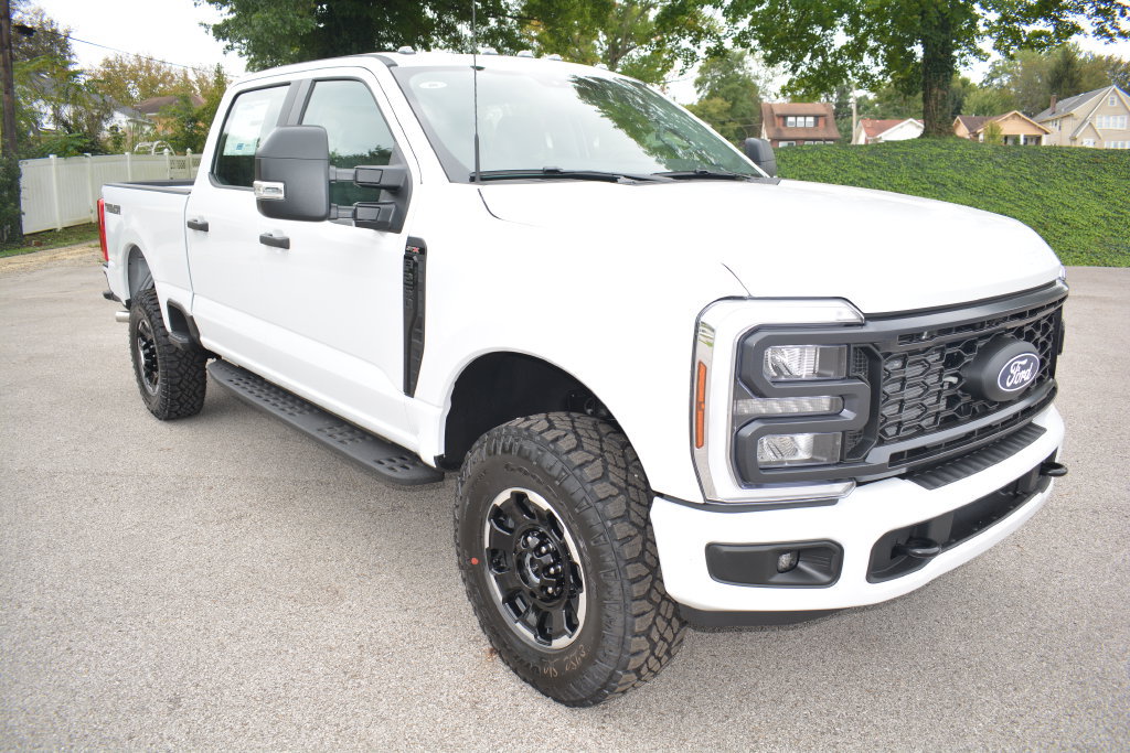 New 2027 Ford F250 XL w/ Tremor Off-Road Package AWD/4WD image 2