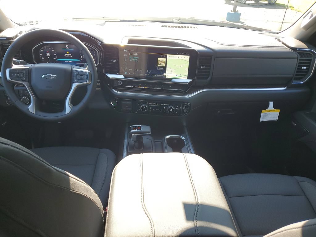 New 2026 Chevrolet Silverado 1500 RST w/ Redline Edition AWD/4WD image 11