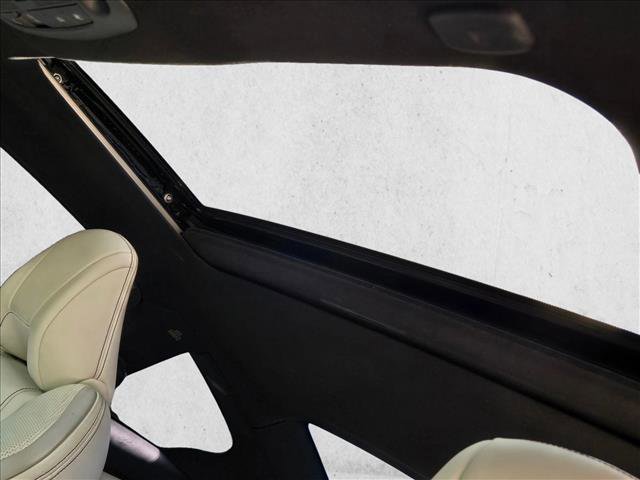 Used 2020 INFINITI Q60 Red Sport 400 image 16