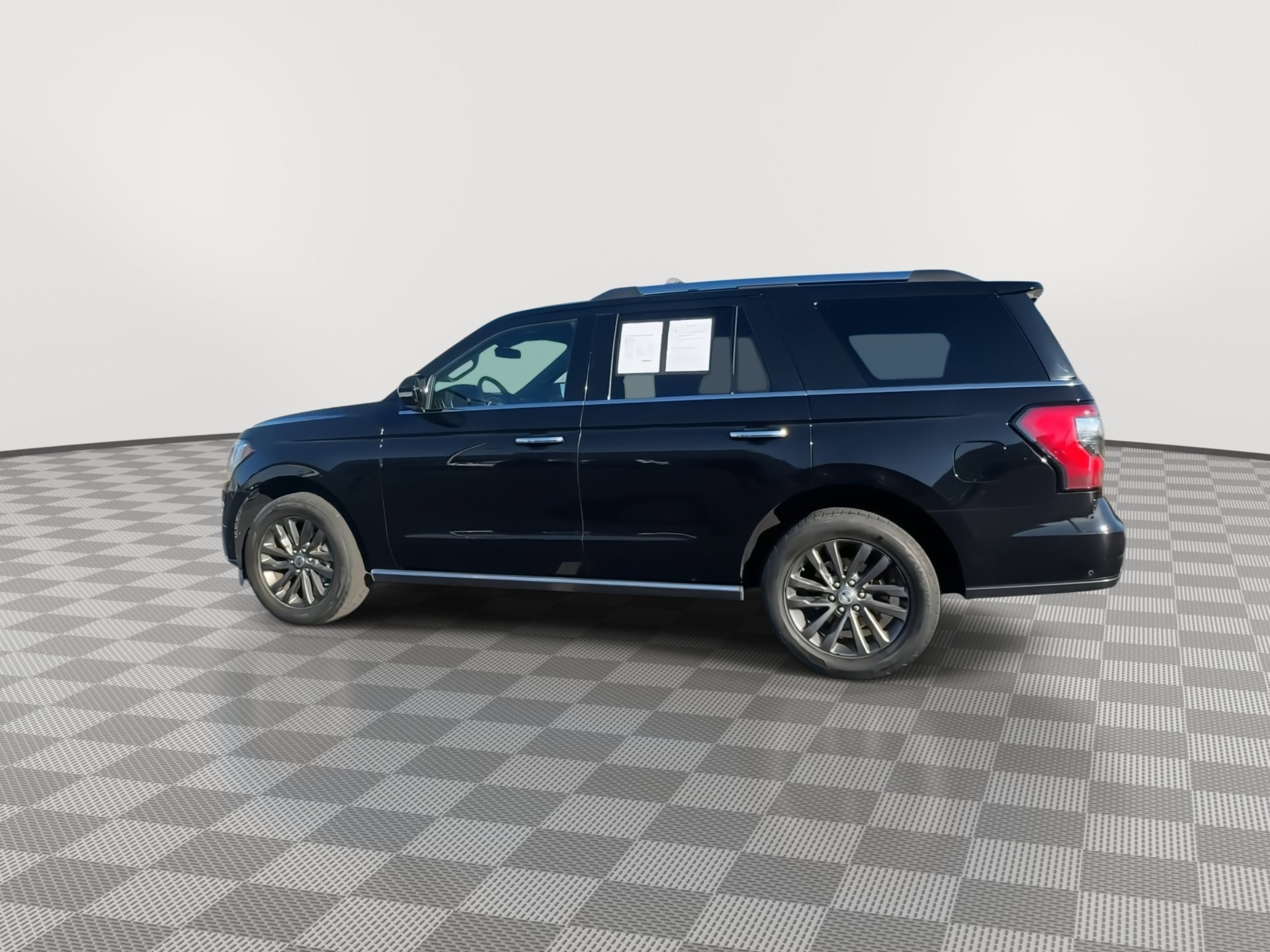 Used 2019 Ford Expedition Limited w/ Equipment Group 301A image 6