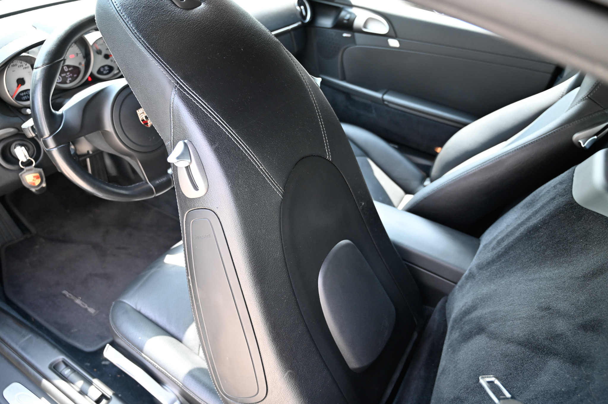 Used 2011 Porsche Cayman S RWD image 23