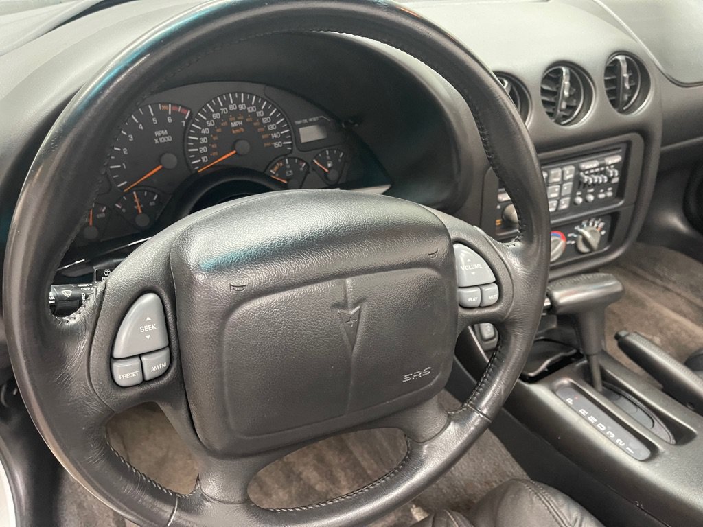 Used 2000 Pontiac Firebird Trans Am RWD image 23