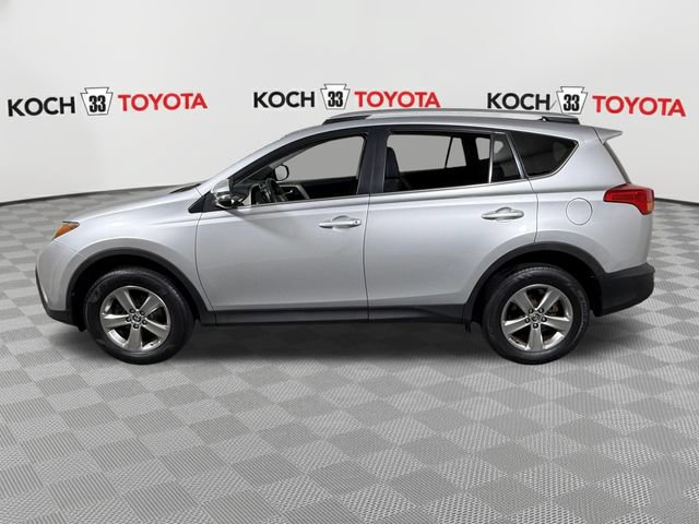 Used 2015 Toyota RAV4 XLE AWD/4WD image 4
