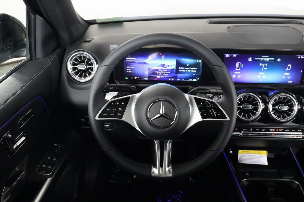 New 2026 Mercedes-Benz GLB 250 image 3