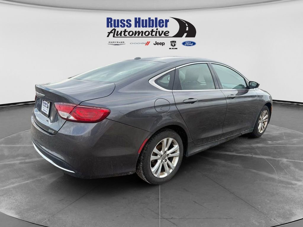 Used 2015 Chrysler 200 Limited w/ Convenience Group FWD image 6