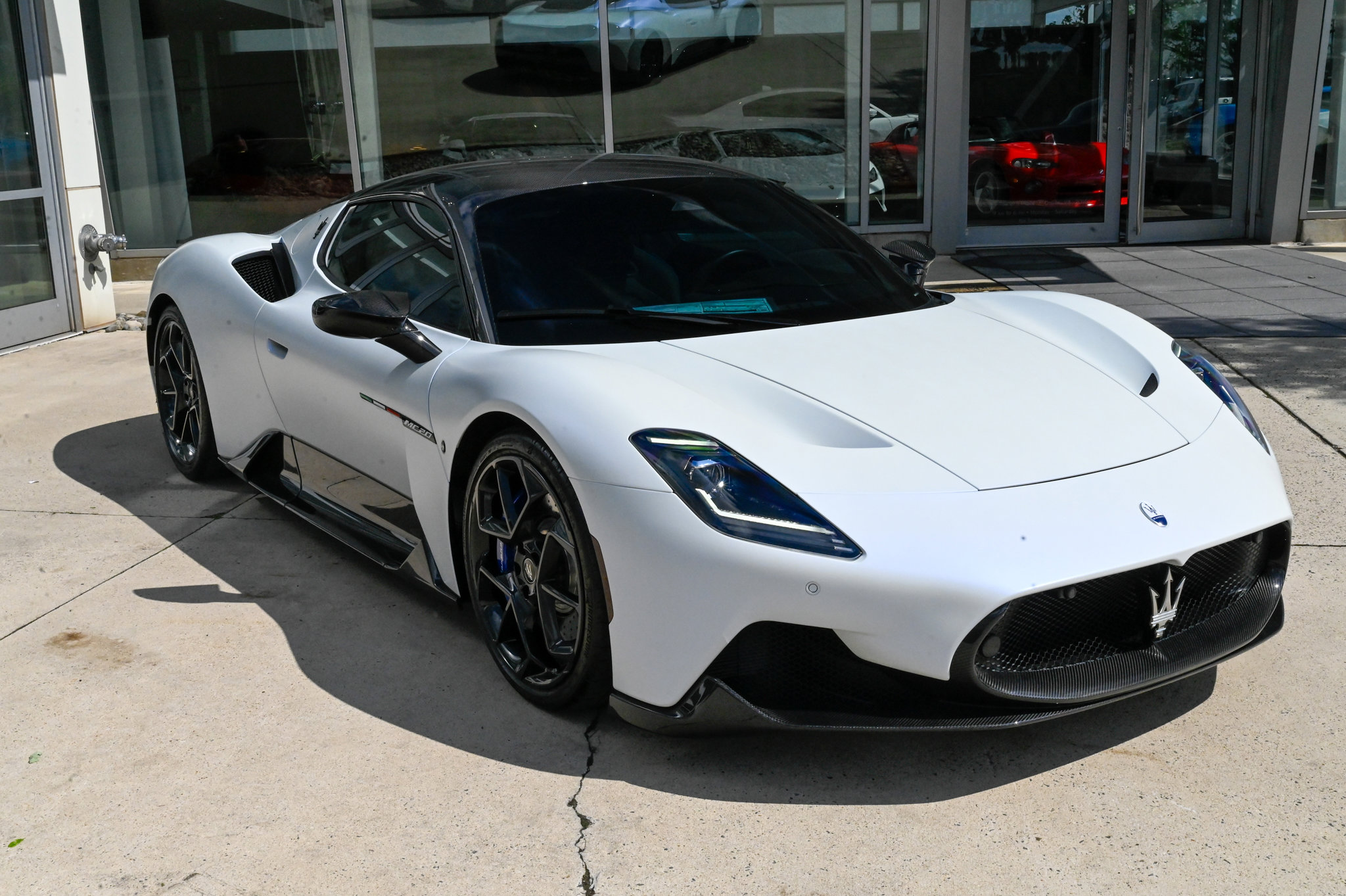 Used 2023 Maserati MC20 Coupe RWD image 3