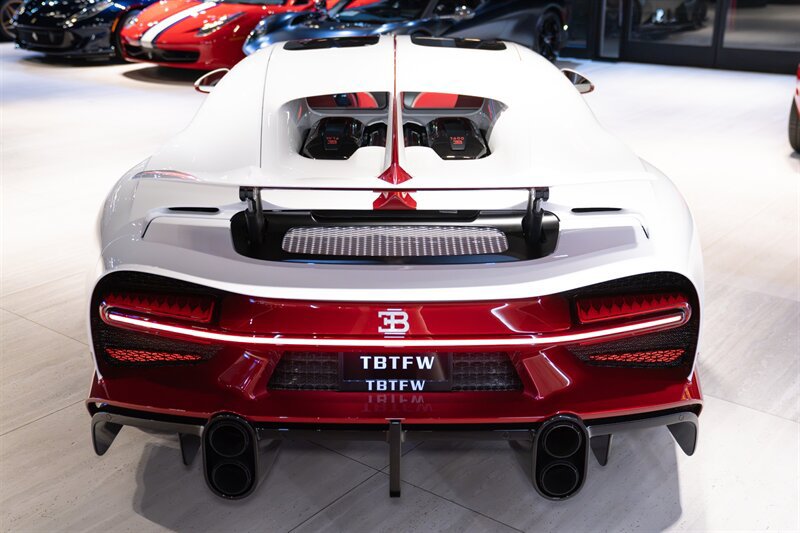 Used 2024 Bugatti Chiron Super Sport AWD/4WD image 40