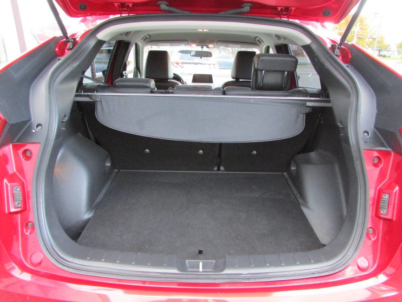 Used 2018 Mitsubishi Eclipse Cross SEL image 4