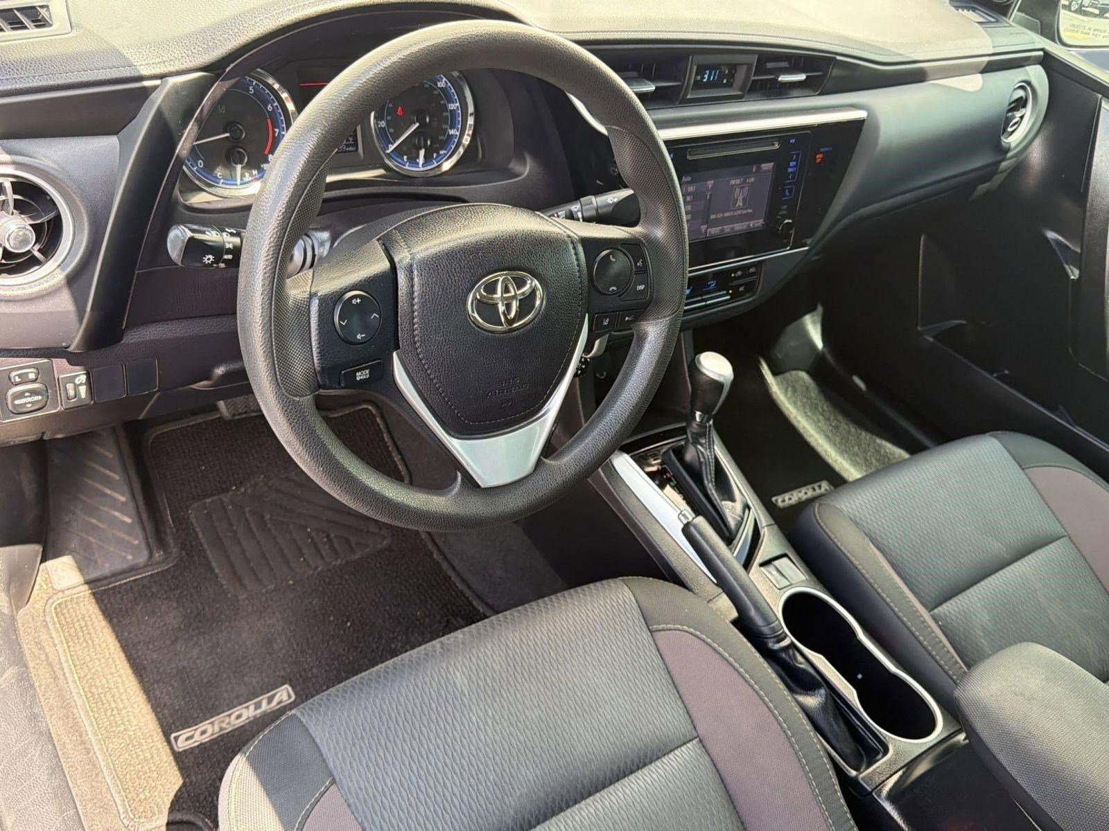 Used 2019 Toyota Corolla LE FWD image 4