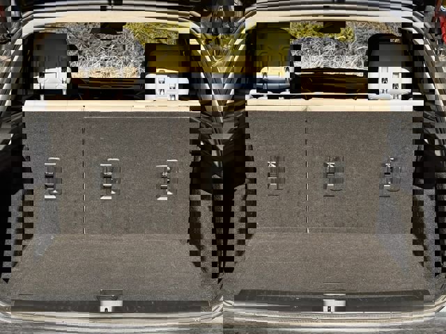 Certified 2021 Cadillac XT4 Luxury w/ Cold Weather Package image 26