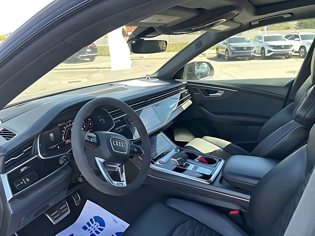 Used 2024 Audi RS Q8 AWD/4WD image 25