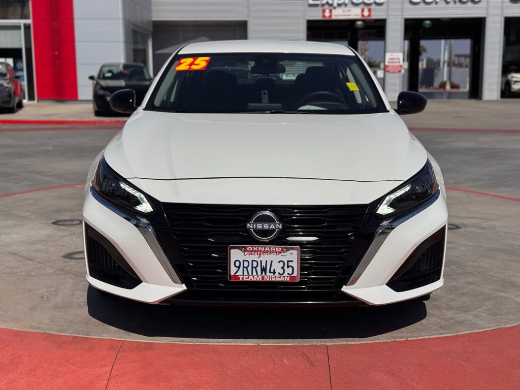 Certified 2025 Nissan Altima 2.5 S image 3