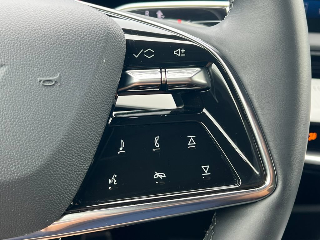 New 2026 Cadillac Optiq Luxury 1 AWD/4WD image 21