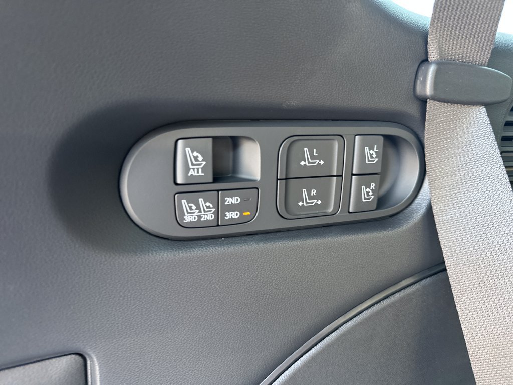 New 2027 Hyundai Palisade Calligraphy FWD image 30