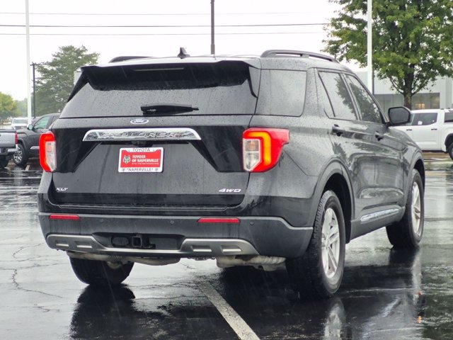 Used 2021 Ford Explorer XLT w/ Equipment Group 202A AWD/4WD image 6