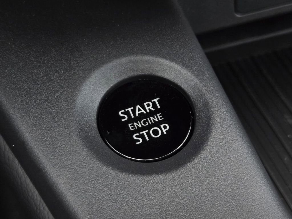 New 2026 Nissan Sentra SR w/ Floor Mat Package image 25